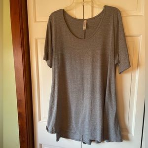 LulaRoe Perfect T